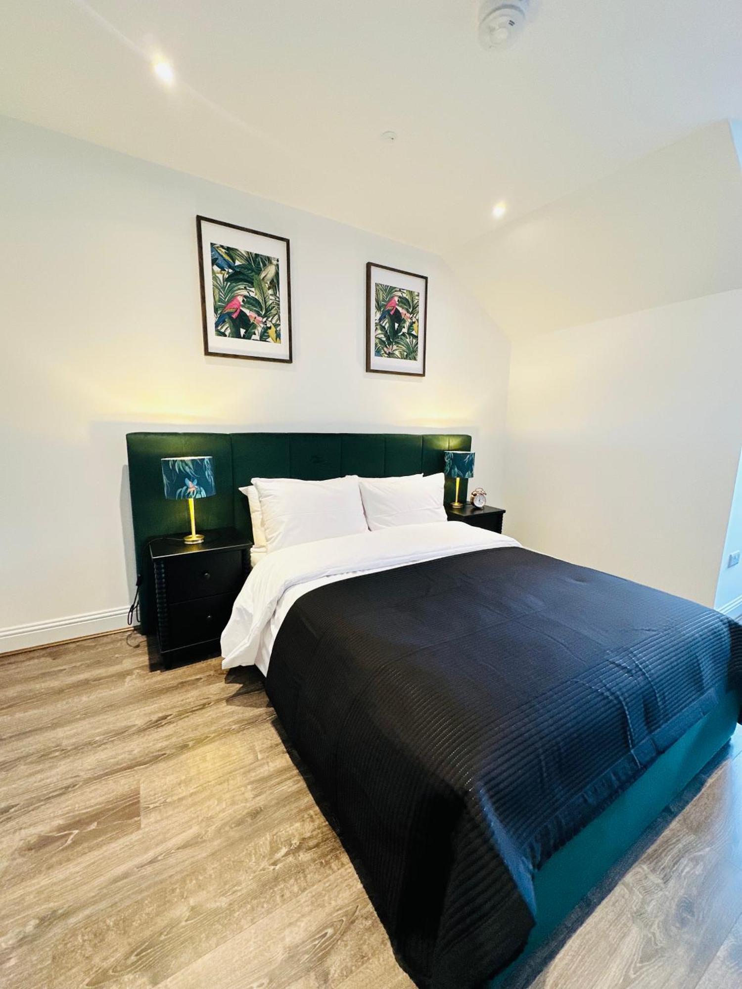 Barnet House Serviced Apartments Dunfermline Exterior photo